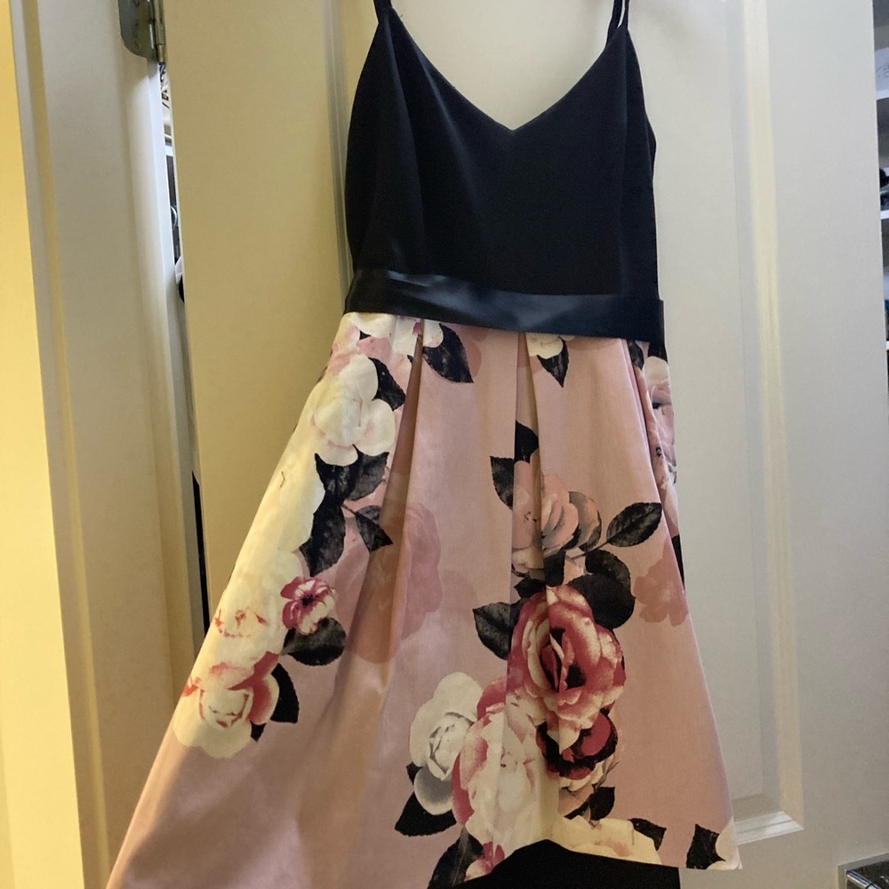 Dress with pockets!